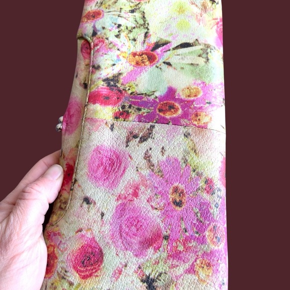 Hobo Vida Floral Leather Clutch Wallet - Picture 8 of 11